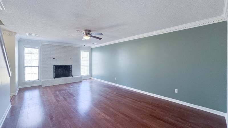 Building Photo - 6641 Blue Spruce Dr