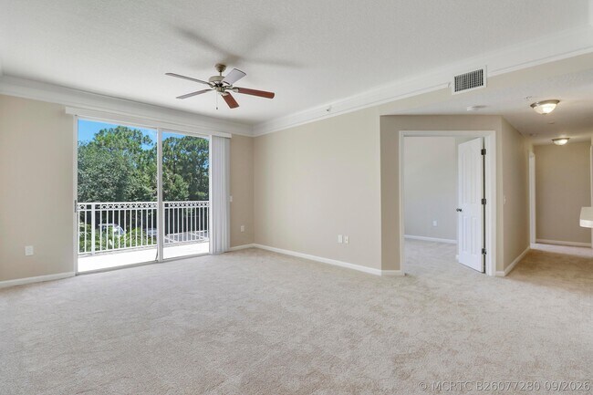 Building Photo - 9211 Myrtlewood Cir W