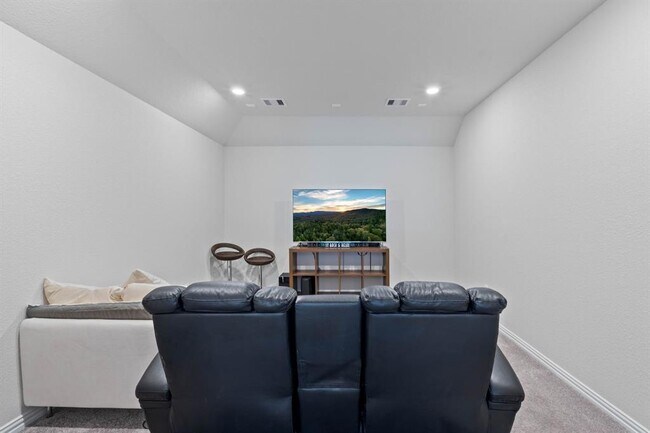 Building Photo - 519 Carina Gaze Dr