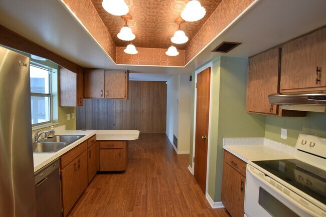 Building Photo - 3340 Alena Ct
