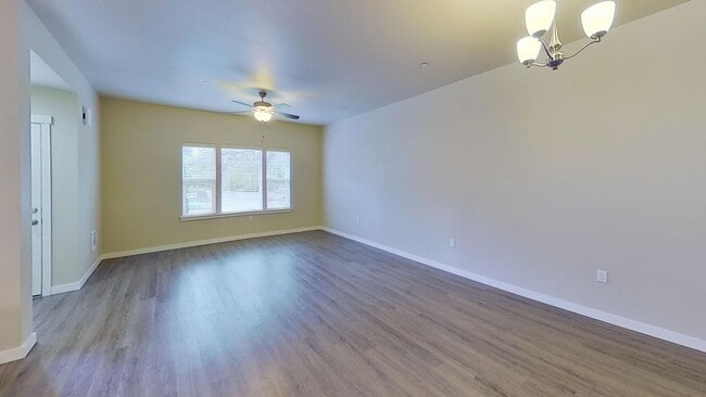 Building Photo - 3 Bedroom 2.5 Bath Duplex with 2 Car Garage. Schedule a tour today!