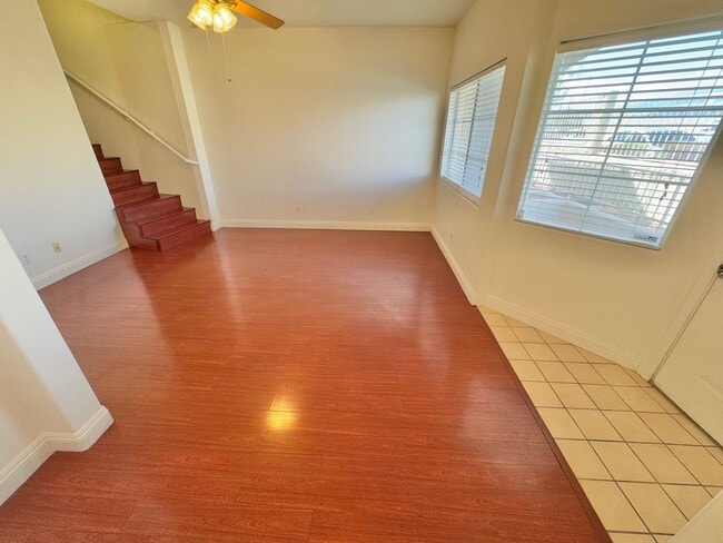 Building Photo - Beautiful 2 bedroom townhome with 2 car garage in gated community near Summerlin