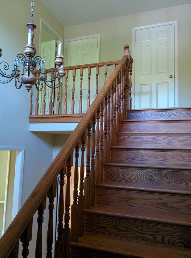 Upstairs Laundry Room - 1309 Crane St