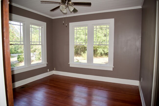 Building Photo - 1288 McCullin Rd