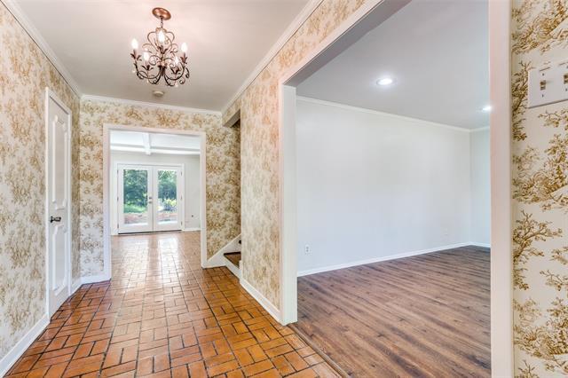 Building Photo - 10534 Royal Springs Dr