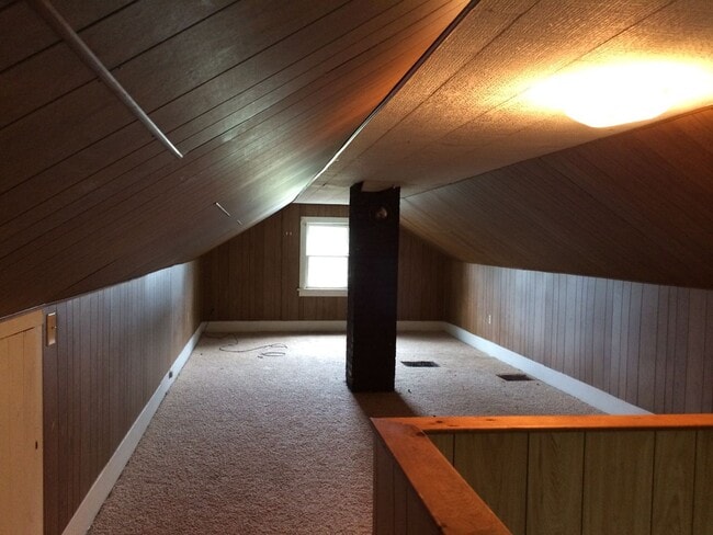 Building Photo - 408 Newell St