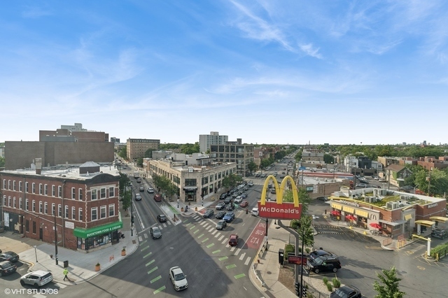 Building Photo - 1920 N Milwaukee Ave