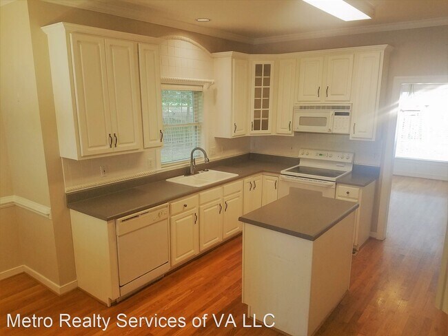 Building Photo - 4 br, 2.5 bath House - 10374 Morning Dew Lane