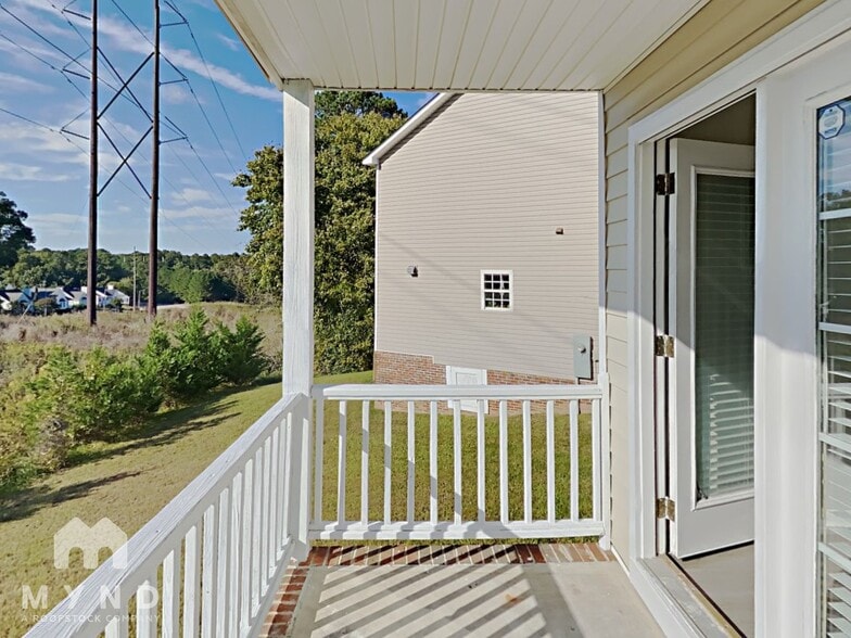 Building Photo - 4300 Windlass Ct