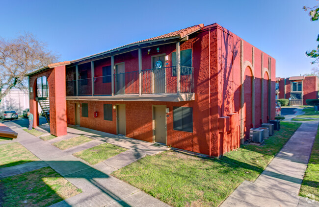 Building Photo - Windrush Apartments