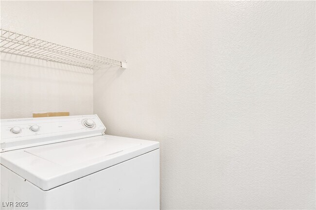 Building Photo - 2300 E Silverado Ranch Blvd