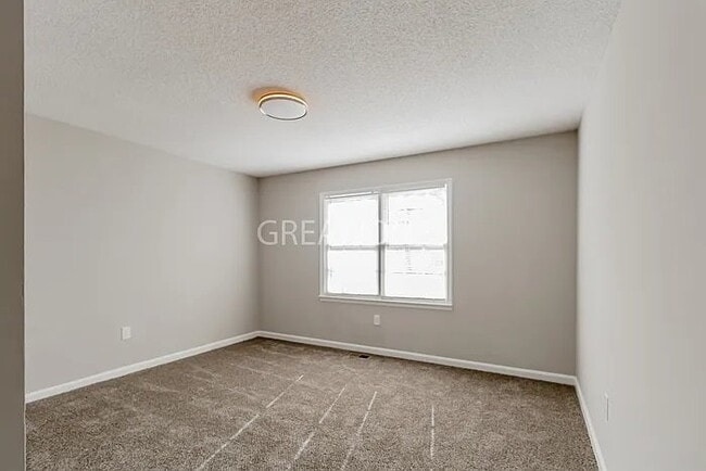 Building Photo - 3175 Wells Pl