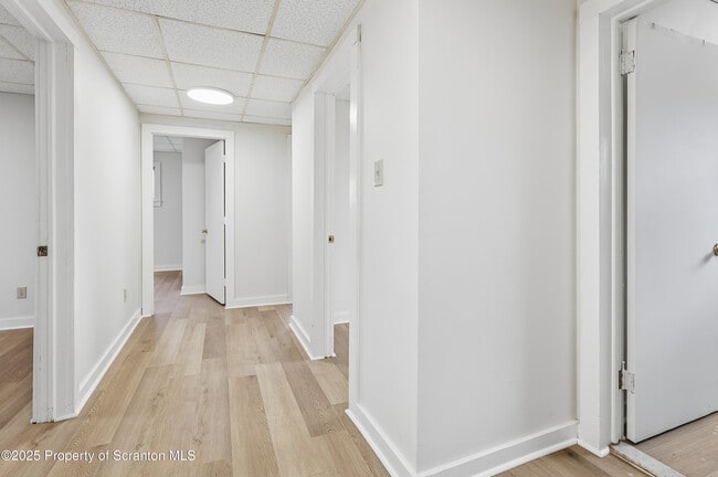 Building Photo - 2521 N Main Ave