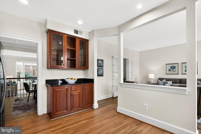 Building Photo - 8016 Quarry Ridge Way