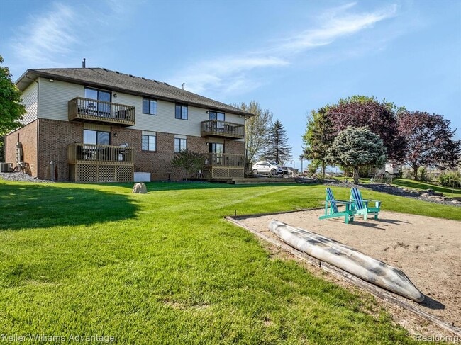 Building Photo - 27330 Sandy Hill Ln