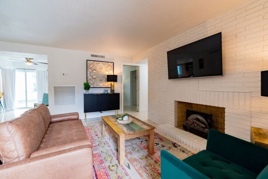 Building Photo - 505 Fillmore Ave