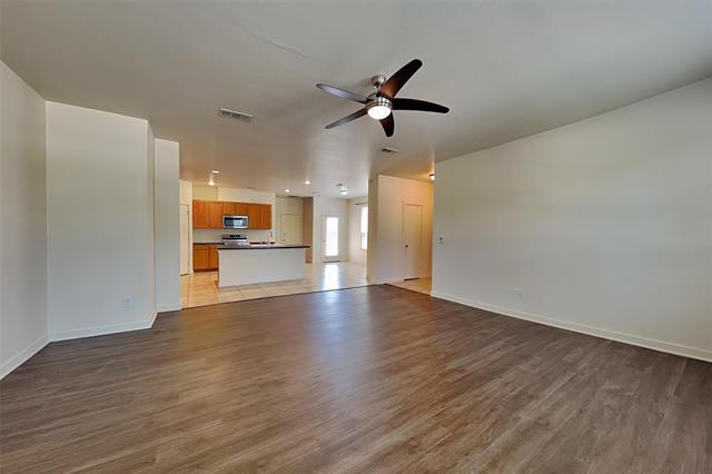Building Photo - 821 Jamie Dr