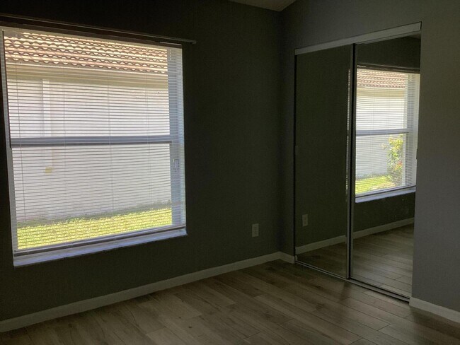 Building Photo - 1851 Oak Berry Cir