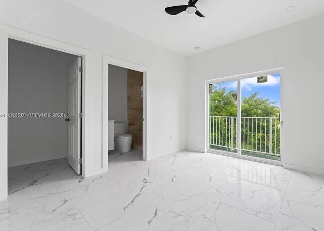 Building Photo - 2145 NW 4th St