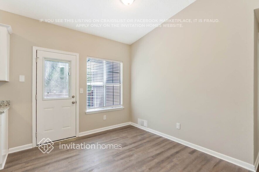 Building Photo - 6525 Emerald Pointe Cir