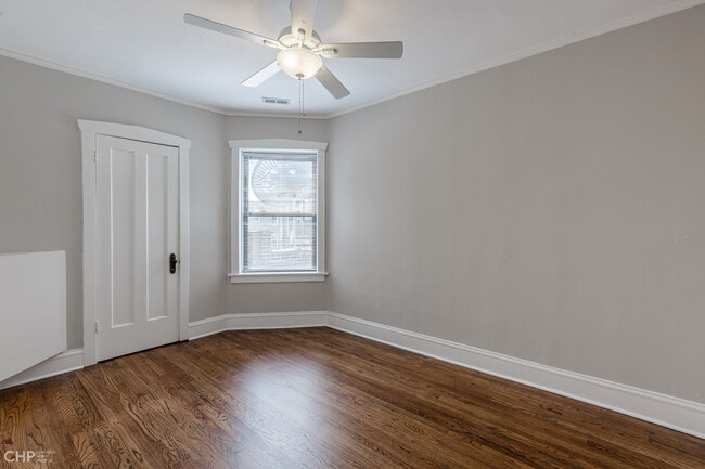 2607-2613 W Lawrence - 2 Bed/2 Bath - Lawrence 2607 W