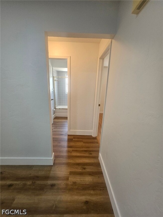 Building Photo - 5989 Hillyer Ct