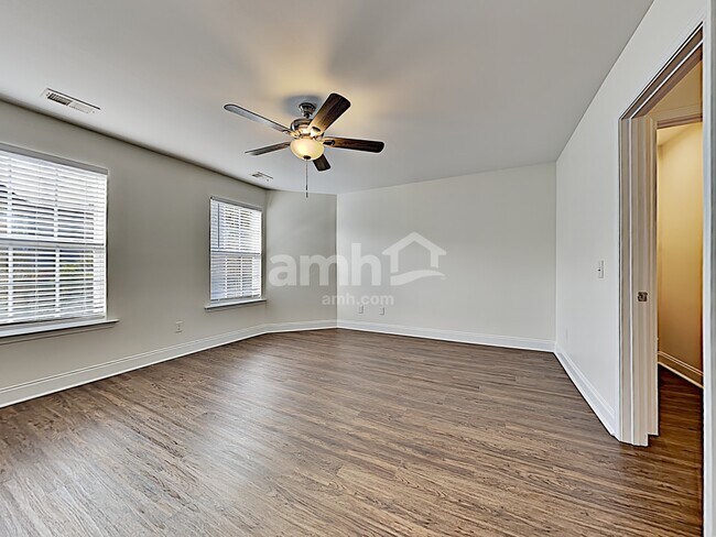 Building Photo - 309 Old Stone Ct