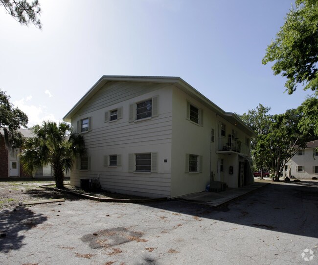 Building Photo - Sandalwood Apartments