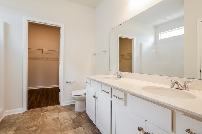 Building Photo - 263 Clydesdale Cir