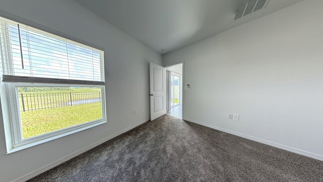 Building Photo - 1240 Tyler Lp