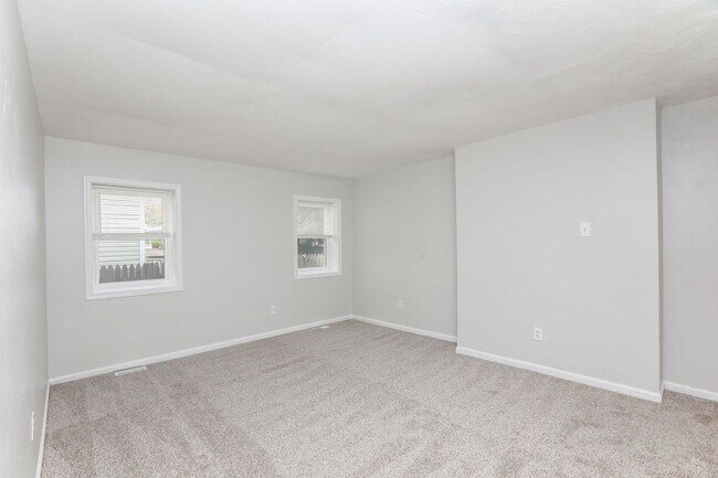 Building Photo - 422-424 W 30th Street