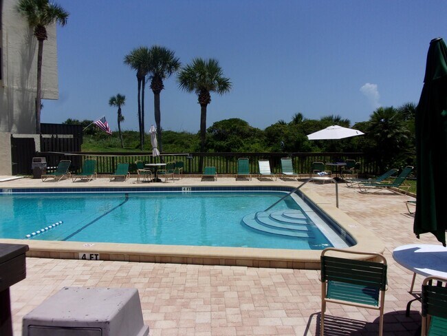 Building Photo - 5650-5A1A A1A S