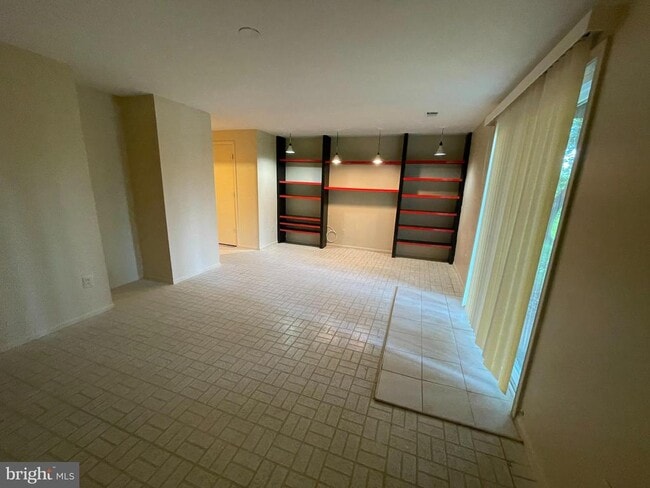 Building Photo - 7267 Brookfalls Terrace