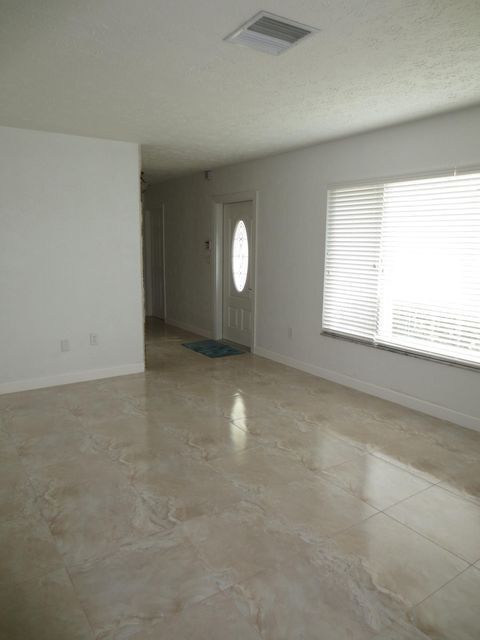 Building Photo - 1283 Anhinga Dr