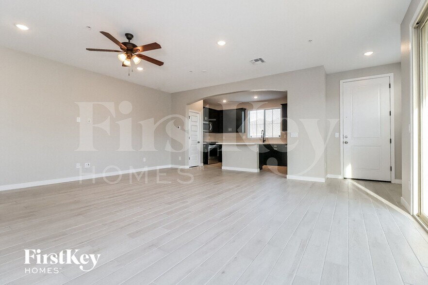 Building Photo - 1852 N 208th Ave