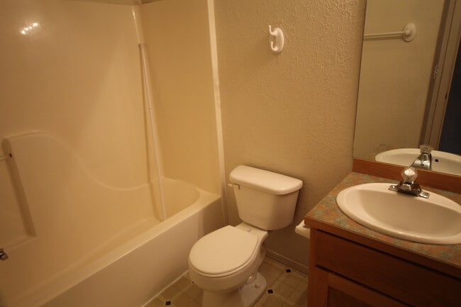 Building Photo - ogd123