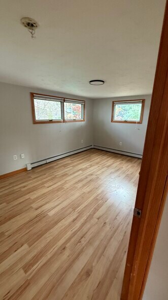 Bedroom 1 - 41 Lakeview Pl