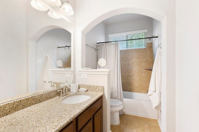 Building Photo - 39 Prairie Falcon Place