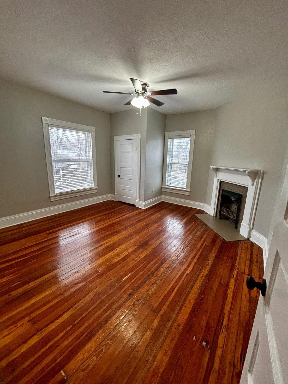 Building Photo - 518 E 13th Ave