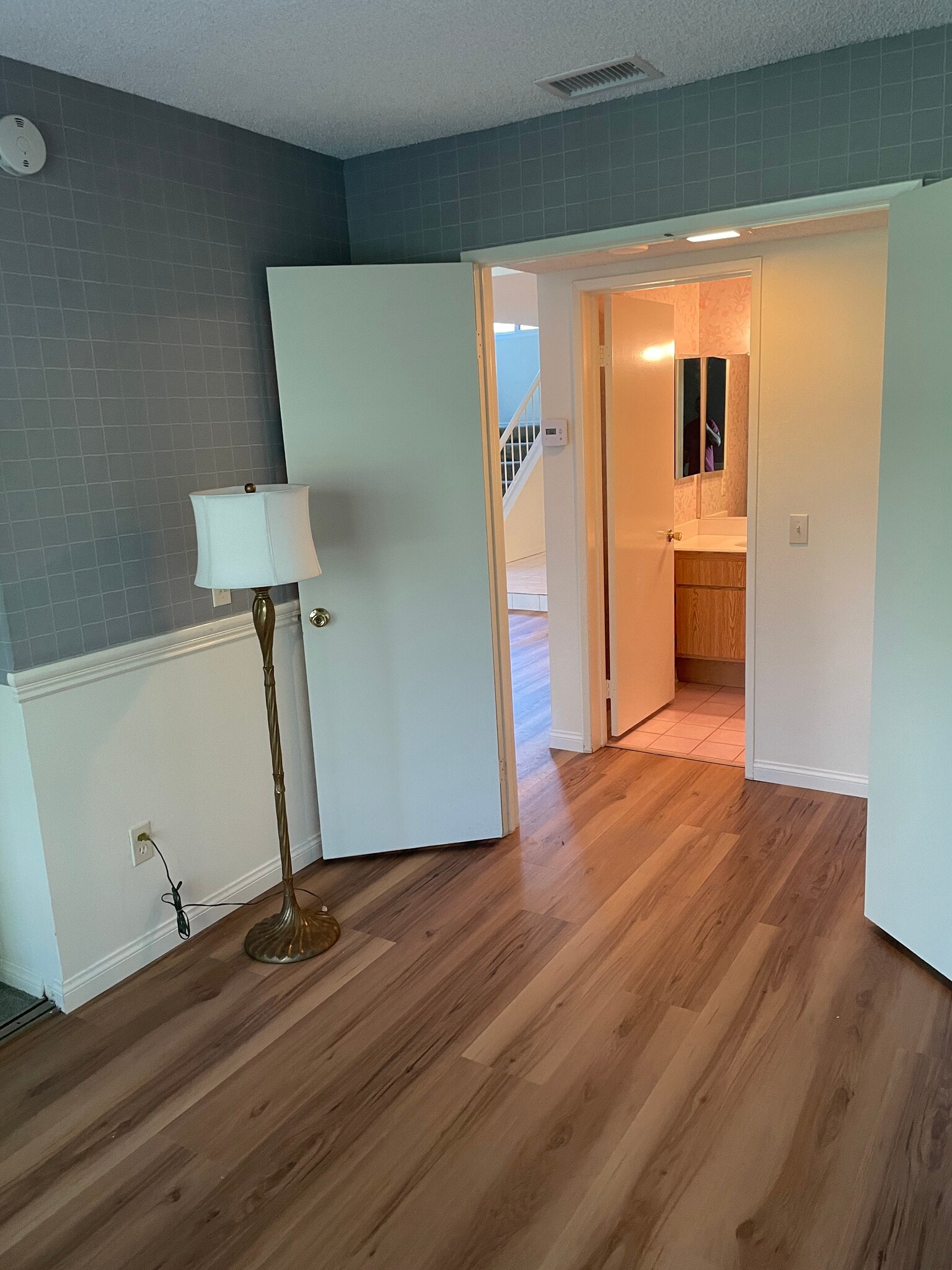 Building Photo - 1321 Calle Lozano