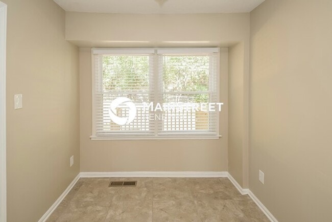 Building Photo - 3 Bedroom Pet-Friendly Home in Birmingham,...