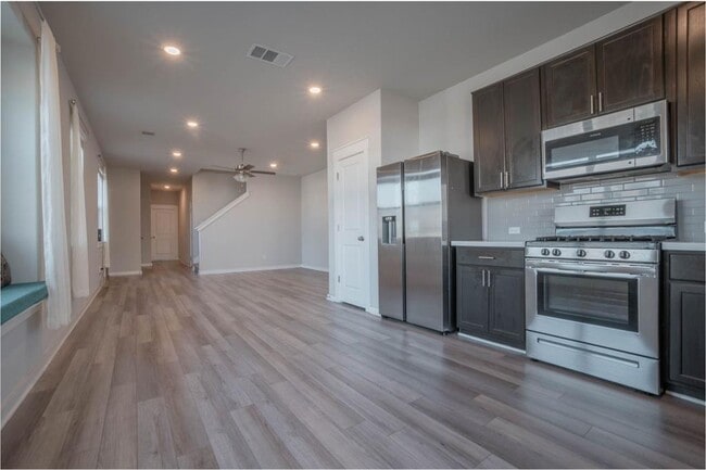 Building Photo - 2202 Rocoso Trl