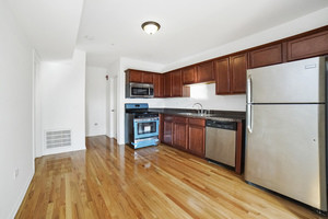 Building Photo - 13912 Central Park Ave
