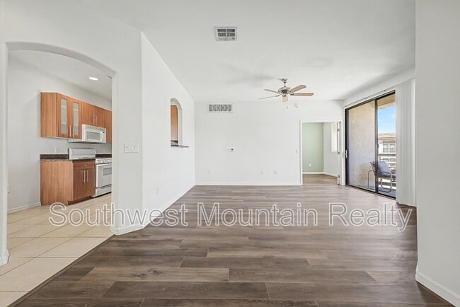 Building Photo - 6900 E Princess Dr