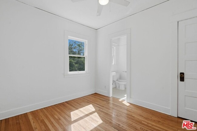 Building Photo - 3322 Hamilton Way