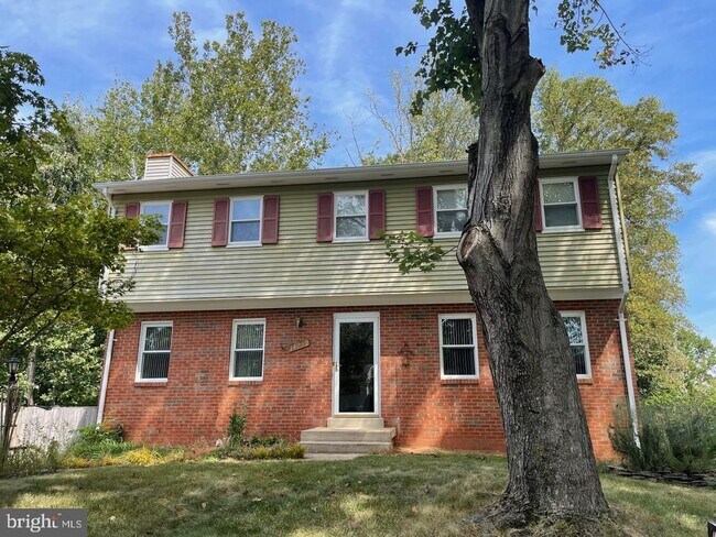 Building Photo - 14269 Silverdale Dr
