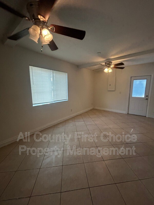 Building Photo - 9369 93rd Ave