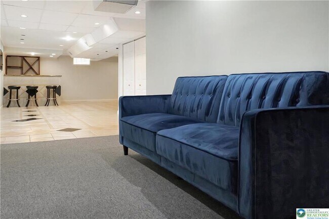 Building Photo - 202 McNair Cir