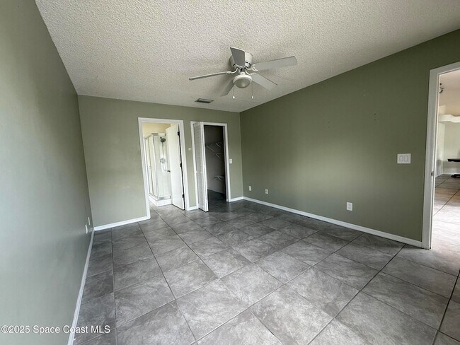 Building Photo - 3506 Egret Dr