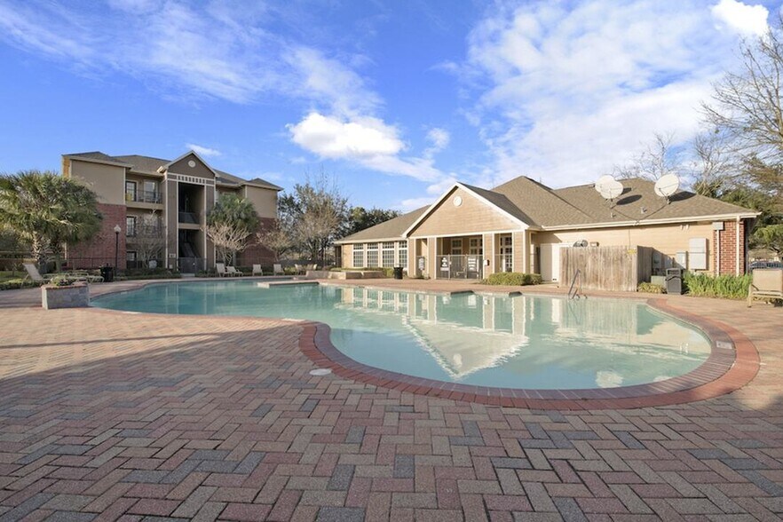 The Oliver 4500 Burbank Dr Baton Rouge LA 70820 Apartment Finder